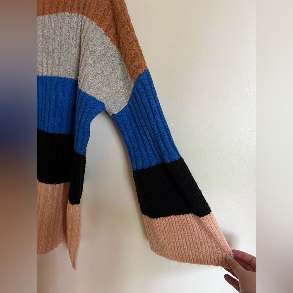 Altar’d State Woman’s Color Block Acrylic Blend Knit Oversized Sweater Size M - Picture 9 of 13